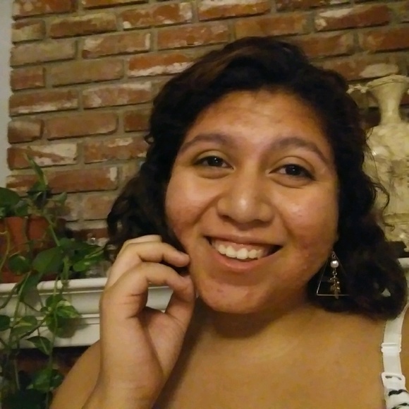 Meet your Posher, Juliette - Picture 1 of 1